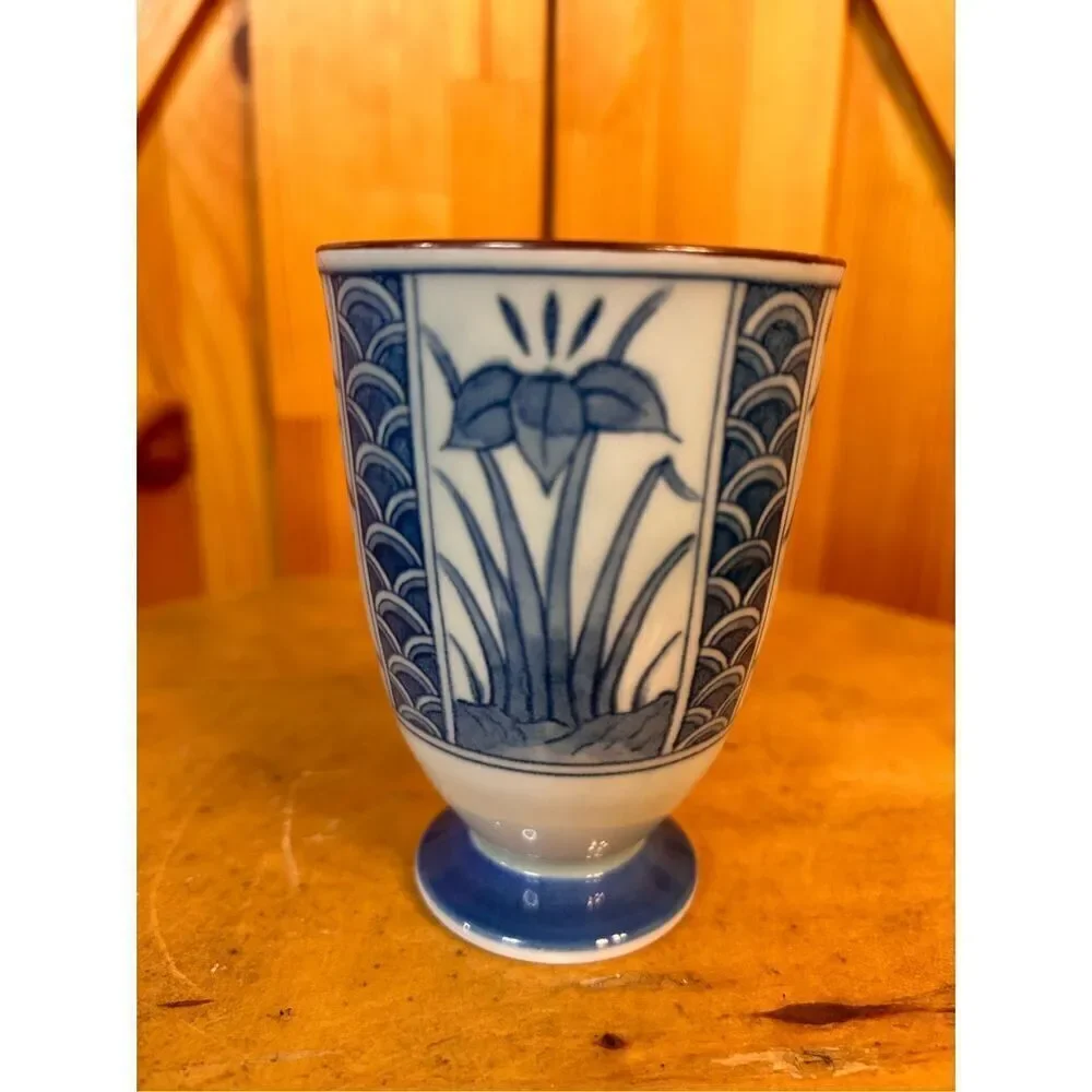 Seizan Kiln teacup Marked (4788)